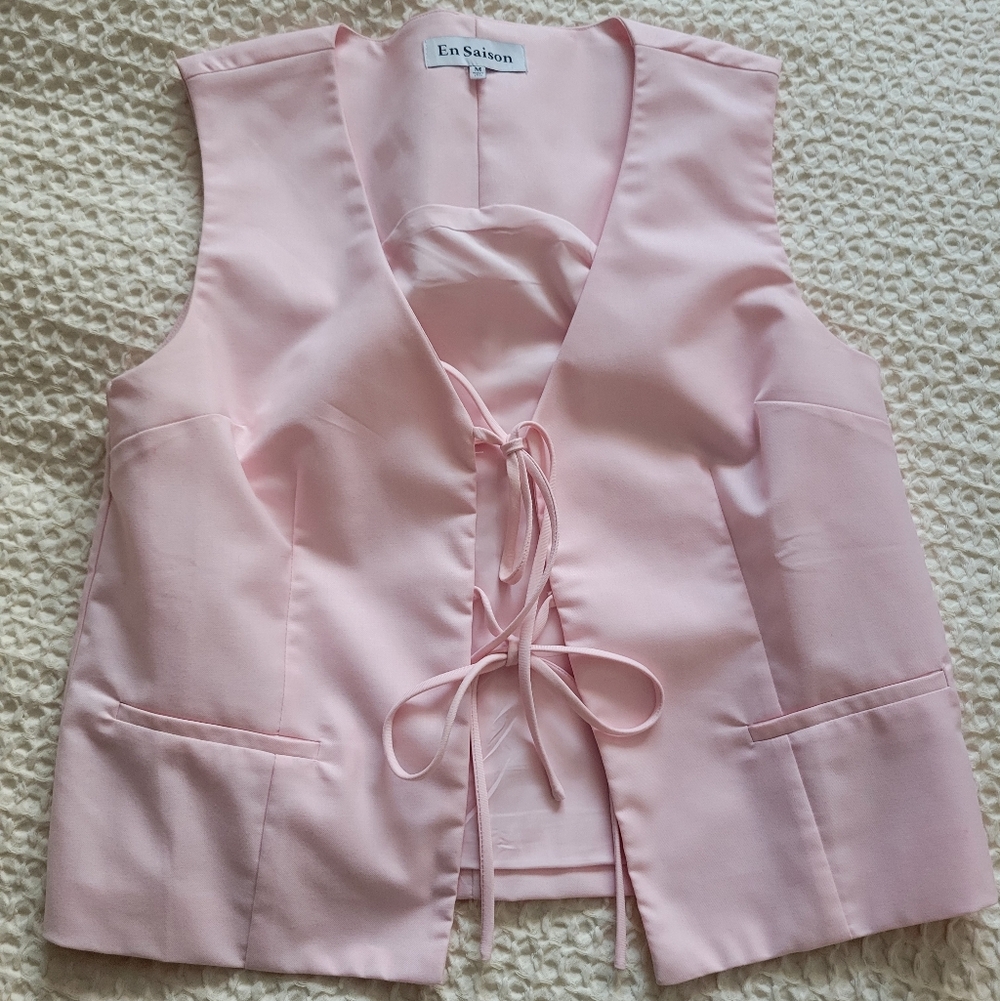 En Saison Pink Sleeveless Vest with Tie Front